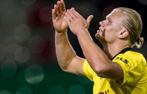 世界赛赛程-罗泽的菱形+哈兰德的帽子，多特蒙德踏上卫冕路